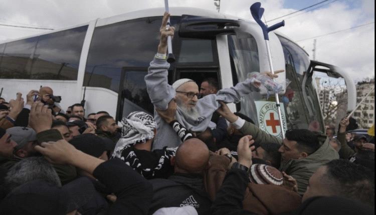 بدء الإفراج عن الأسرى الفلسطينيين